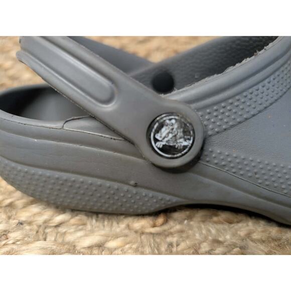 Crocs Classic Slip-On Clogs - Gray - Men's 6 Women's 8 Casual Comfort Sandals - Picture 5 of 8